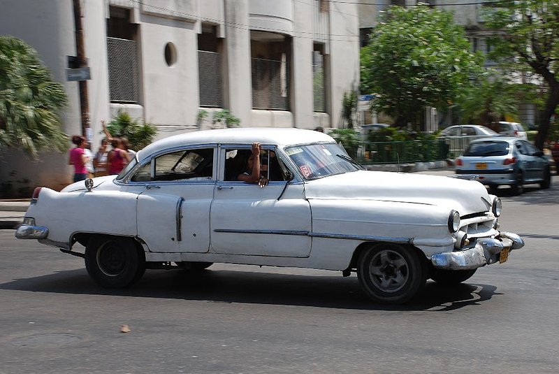 DC 11-0240-055.jpg :: 2011 - Cuban Classic Cars - 1949 Cadillac Fleetwood Sixty Special 4dr. Sedan, one of Cadillac's most beautiful car designs riding on a 133\