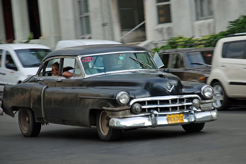 DC 11-0240-056.jpg :: 2011 - Cuban Classic Cars - 1949 Cadillac Fleetwood Sixty Special 4dr. Sedan, one of Cadillac's most beautiful car designs riding on a 133\