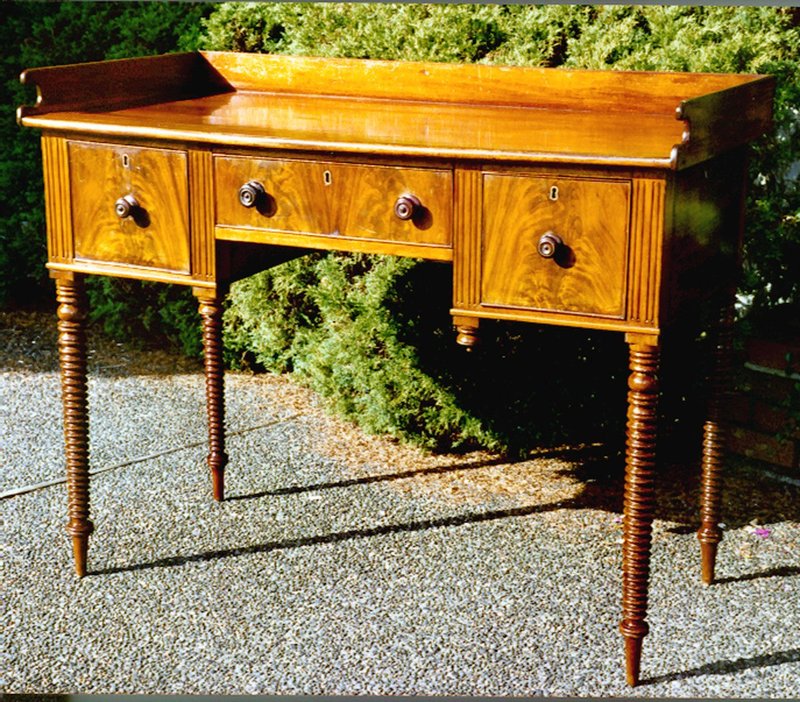 18th Century English Mahogany Serving Table.jpg