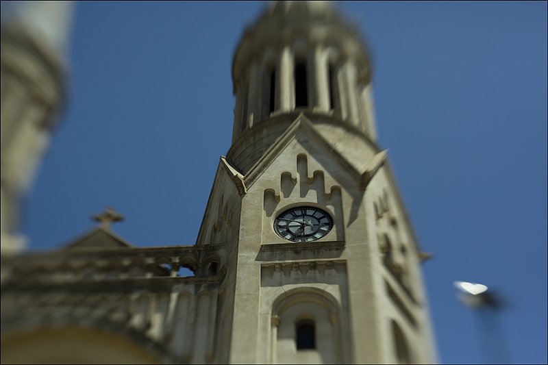 _MG_0809.jpg :: Church Palermo, Buenos Aires, hope for homeless,  Lensbaby on Canon 5D Markii