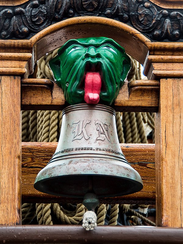 Its Not Easy Being Green (DLM_20141101_070_0035_lmst-2_web).jpg :: Ship's Bell of the Kalmar Nyckel, a tall ship based in Delaware