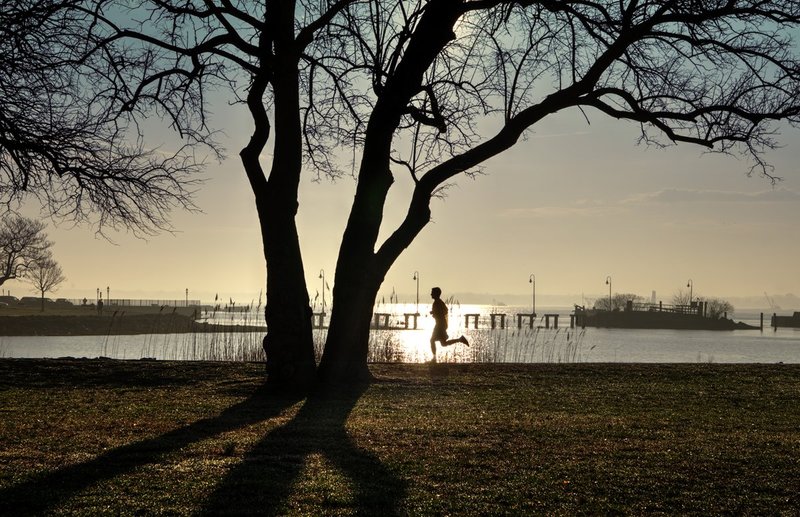 Running in Battery Park (DLM_20140405_011_0091_2_3_tonemapped_v3_web).jpg