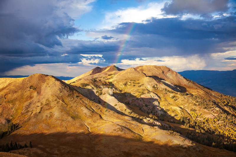 R- 2011 10 01 Delano Peak Rainbow.jpg