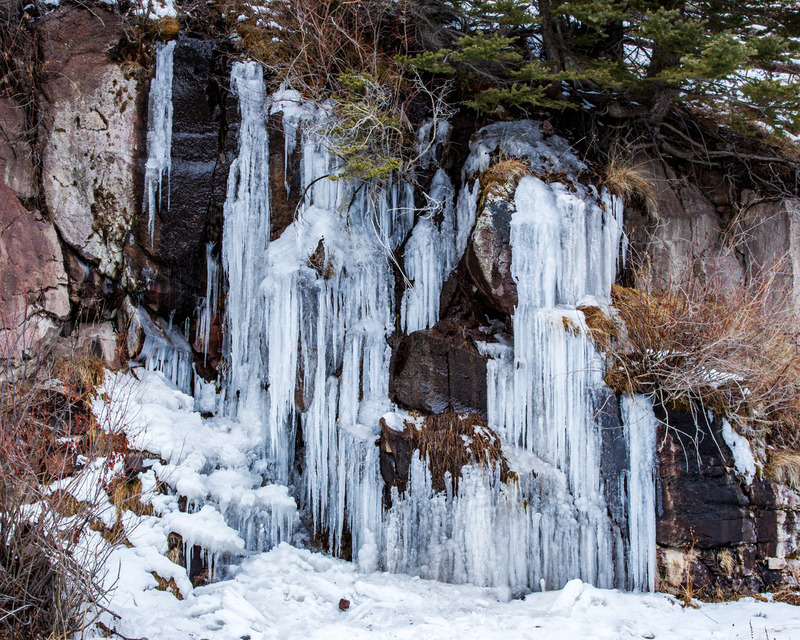 R100 - 2014 12 21 Canyon Ice Falls.jpg