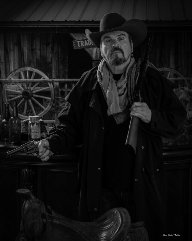 Wanted Craig Clove Gun Slinger.jpg