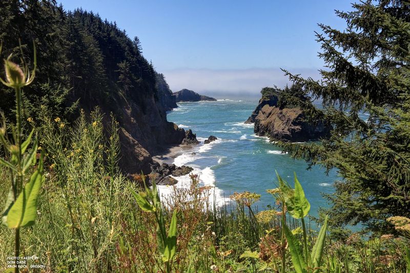 Arch Rock Oregon 1.jpg