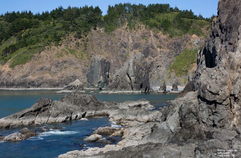 Face Rock Jetty.jpg