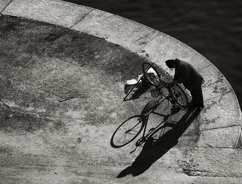 Longer shadows                               0149.jpg