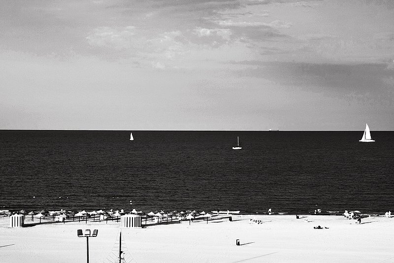 Valencia Beach 3              6582.jpg