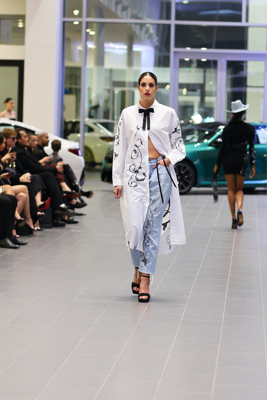 LNS_0433.jpg :: Processed with Lensa with Magic Correction