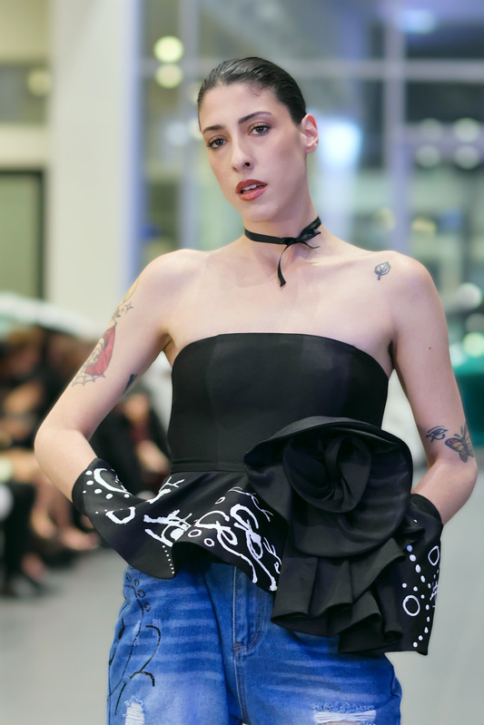 LNS_0445(1).jpg :: Processed with Lensa with Magic Correction