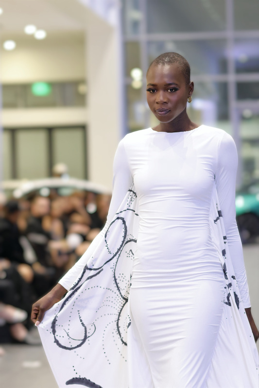 LNS_0461.jpg :: Processed with Lensa with Magic Correction