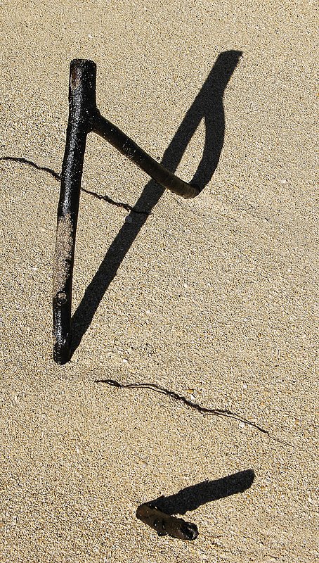 Beach Calligraphy 3 0166.jpg