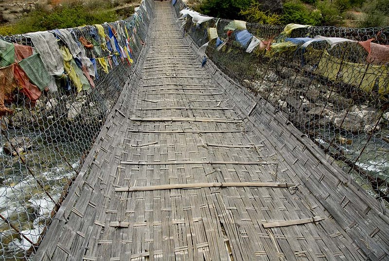 Chelila Bridge 041208_061.jpg :: Ancient Bhutanese Bridge