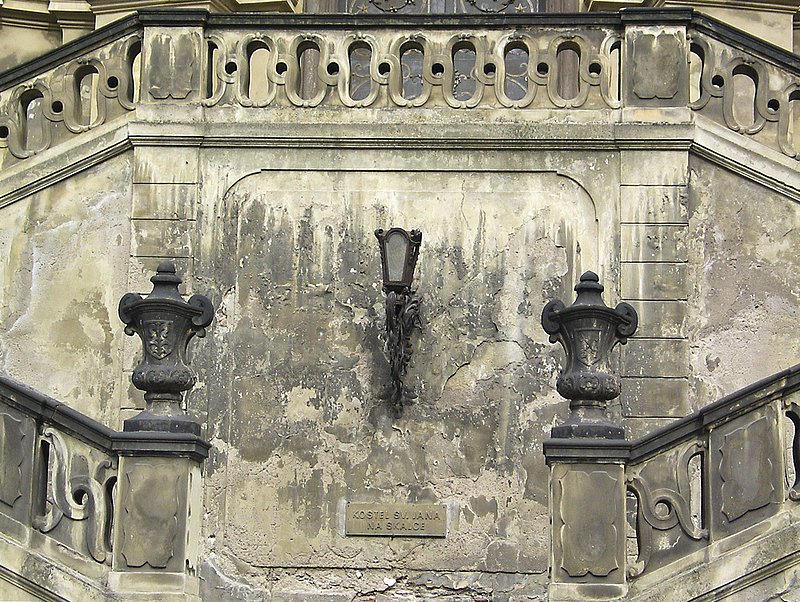 Emauzy Wall2_3124.jpg