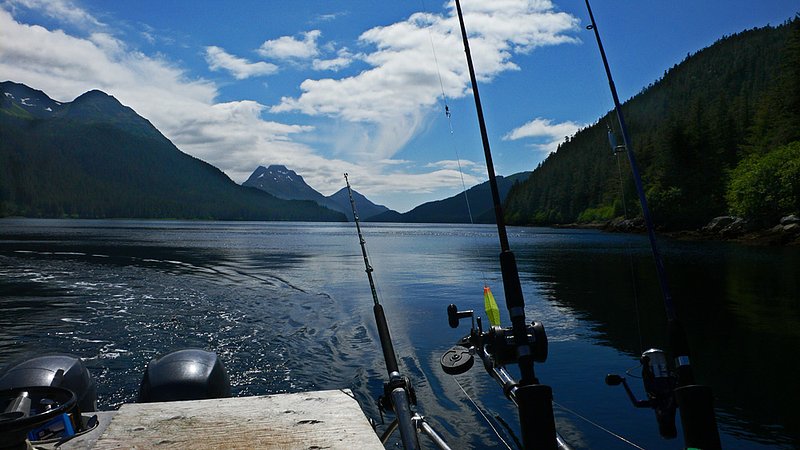 Lisianski Inlet fishing rods 016.jpg
