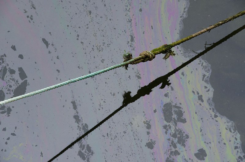 Oil on Water LM0051.jpg