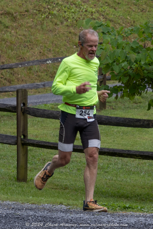 2024-Triathlon_Start  Run-15.jpg