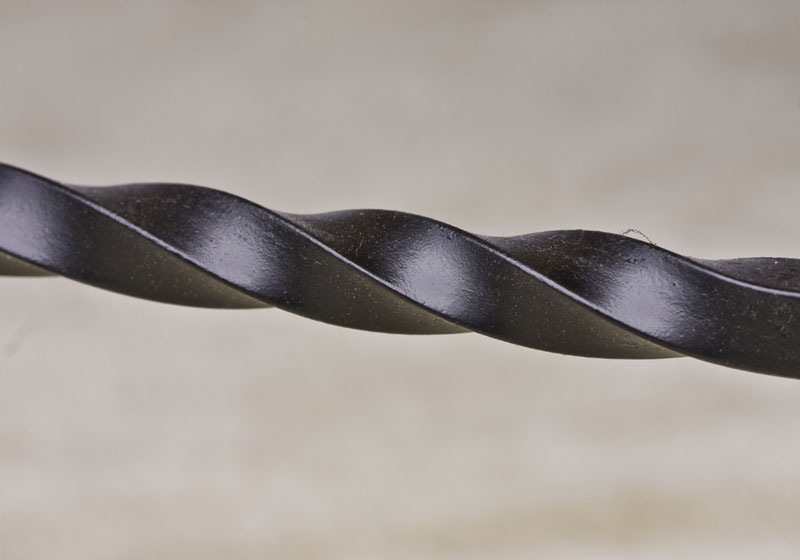 Coffee_Table_0081.jpg :: Coee Table detail of twist on horizontal leg support.