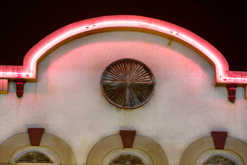 Facade - Cuba Petes Roanoke.jpg