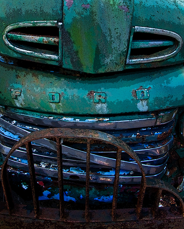 Ford Full Grill.jpg :: They don't make them like this anymore!