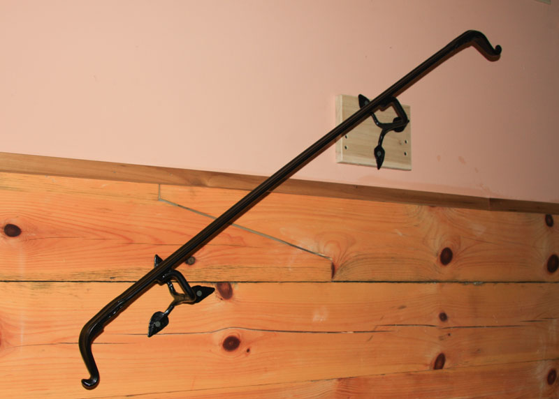 Indoor Bannister_3.jpg :: Interior bannister railing and detail.