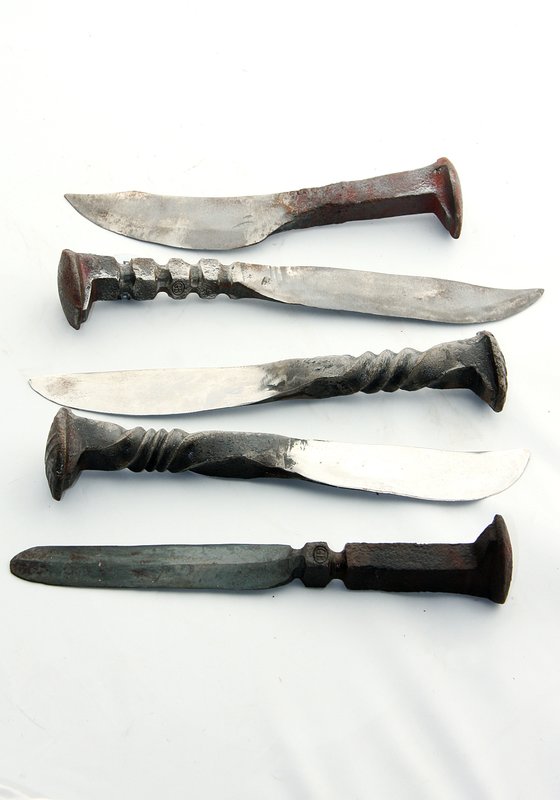 Knives - RR Spike.jpg :: $35-$50 depending on style. Please click on \