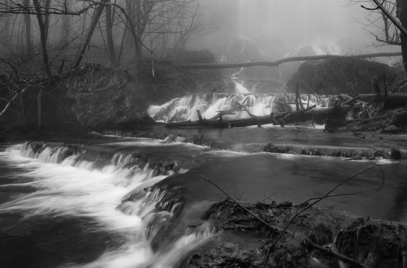 Lower Falls_B&W-2.jpg :: Many of the scenes on this day were very muted in color because of the fog and mist. These reproduced well as b&w images. These lower falls are one of my favorite places.