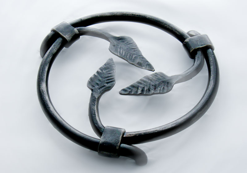 NEW - Trivet - Leaf.jpg