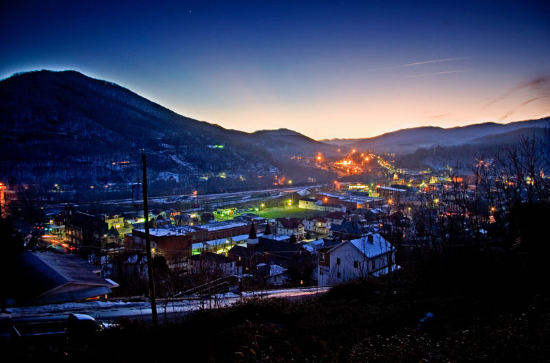 P-Clifton Forge Night.jpg :: Portfolio Sample