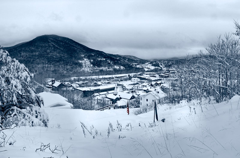 Town of CF - Snow 15 Blue1.jpg :: The Town of Clifton Forge from Pine St & Upton after the heavy snowfall on Dec 23, 2009.