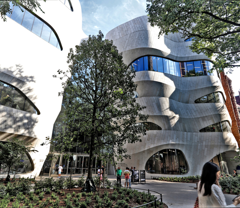 AMNH GilderHall 09A Pano.jpg
