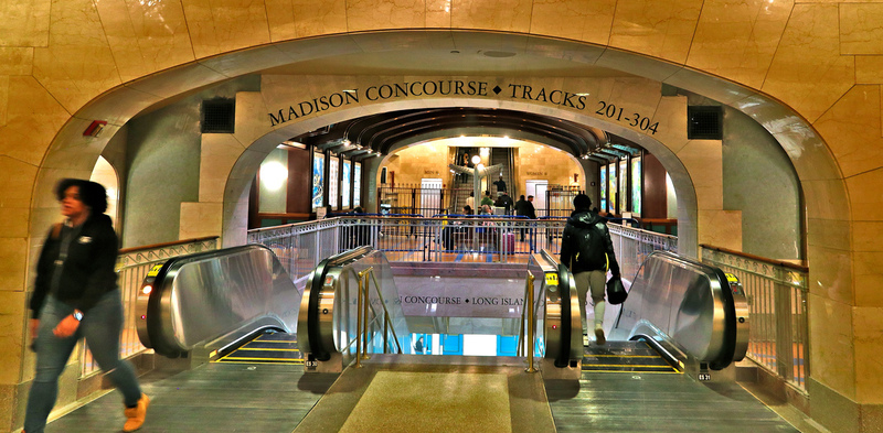 Grand Central Madison GCT Entrance 02A.jpg