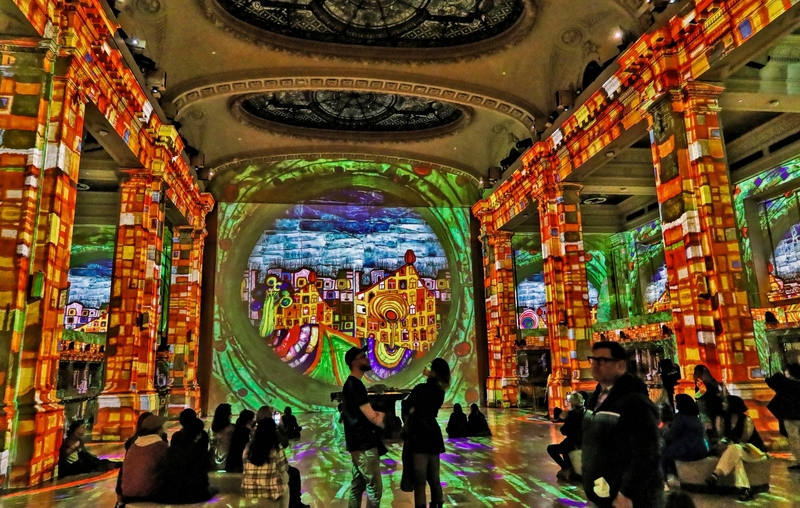 Gustav Klimt Show 012A(1).jpg