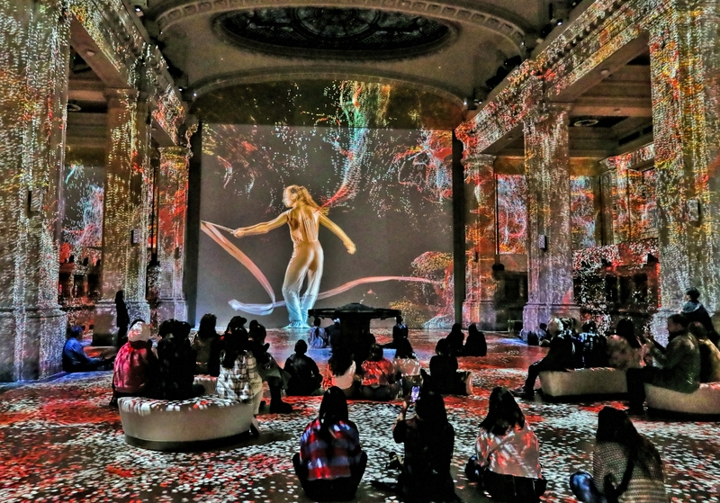 Gustav Klimt Show 01A(1).jpg