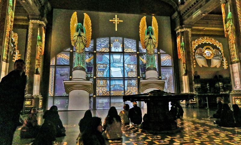 Gustav Klimt Show 034A(1).jpg