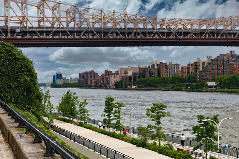 Haswell Greene Pk - Finley Walk 01A(1).jpg :: Andrew Haswell Green - John Finley Walk - Queensborough Bridge