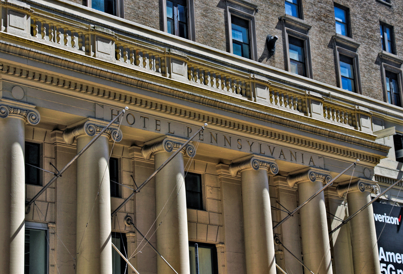 Hotel Pennsylvania Entrance 01A(1).jpg