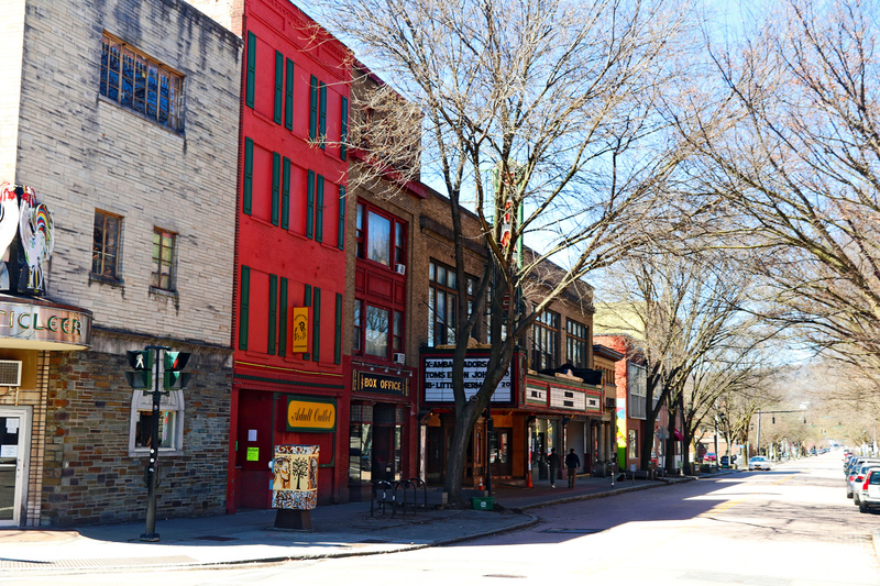 Ithaca State Theater 03A.jpg