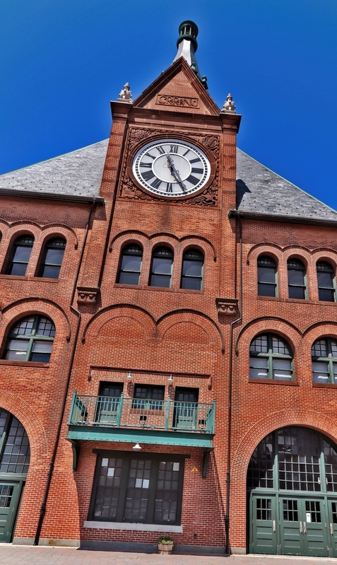 Jersey City Central Station Exterior Harborside 01A.jpg