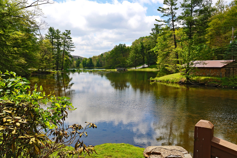 Laurel Highlands Lake 03A(1).jpg