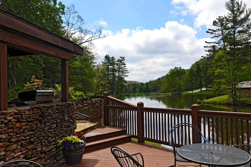 Laurel Highlands Lake 04A(1).jpg