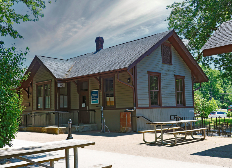 Laurel Highlands Youghiogheny Bridge Ohiopyle Station 02A(1).jpg