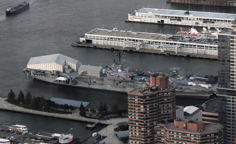 Manhattan Hudson Yards The Edge 06A.jpg