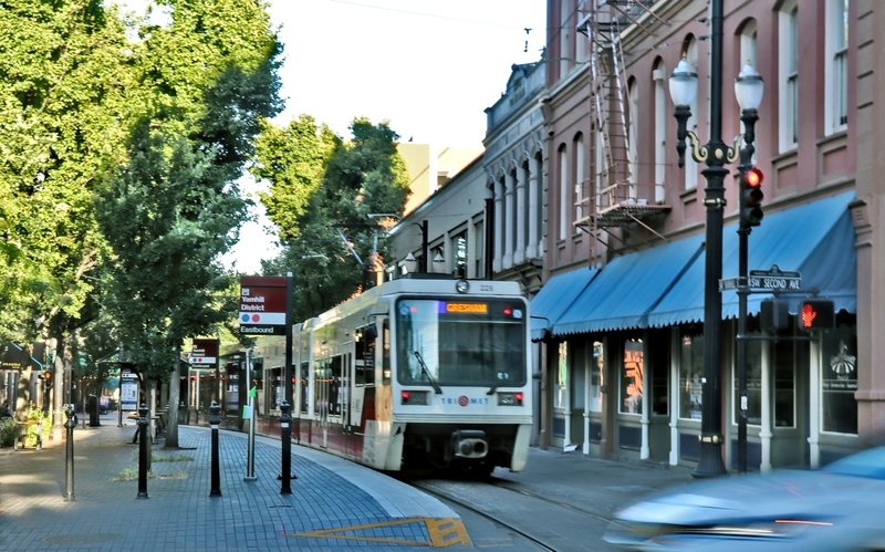 Oregon Portland streetcar 02A.jpg