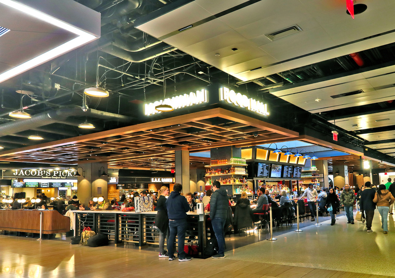 Penn Station Concourse Food Court LIRR 01A.jpg
