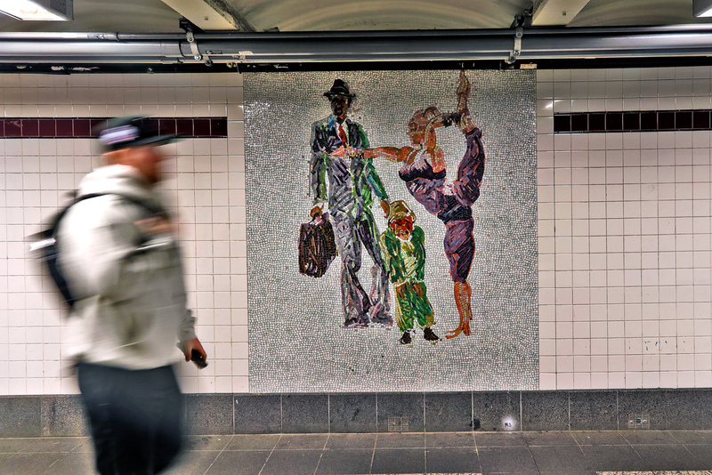 Penn Station Concourse LIRR 02A.jpg