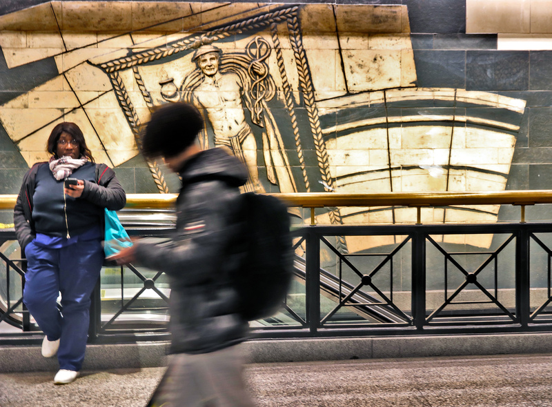 Penn Station Concourse entrance LIRR 04A.jpg