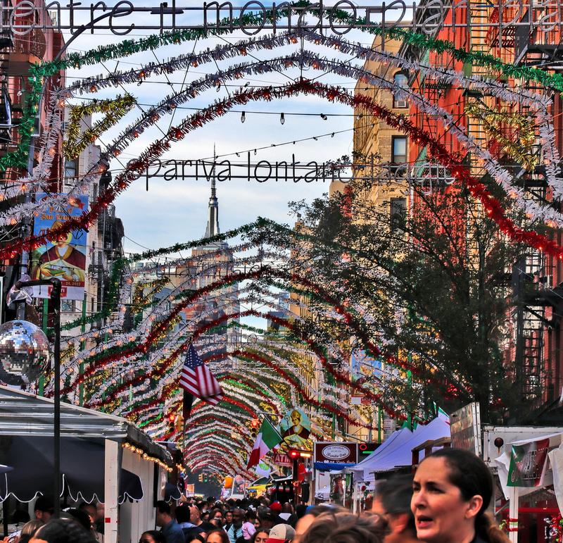 San Gennaro Crowds 2023 02A(1).jpg