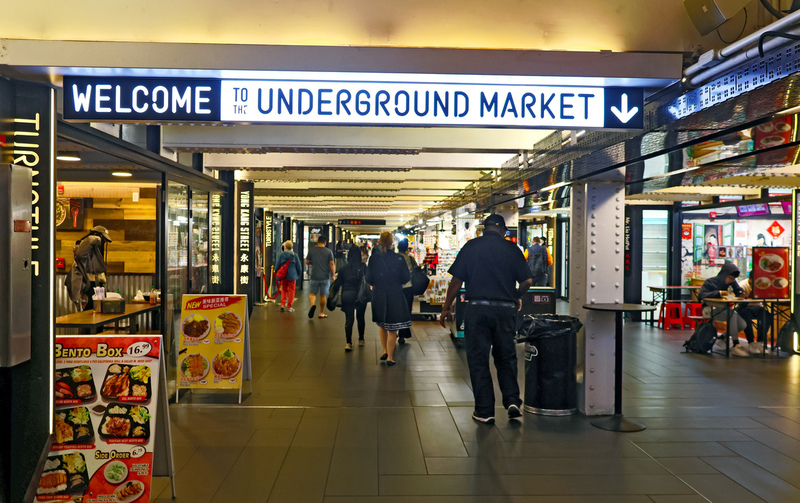 Subway Shopping 01A.jpg